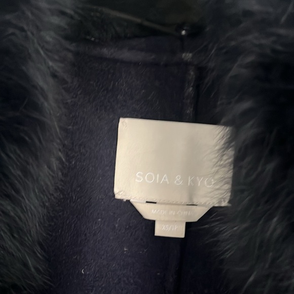 Soia & Kyo Daphne wool coat with fur trim (need gone, make an offer) - Picture 2 of 8